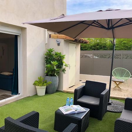 Le20Bis, Superbe, Calme, En Centre Ville Avec Jardin Mauguio Exterior photo