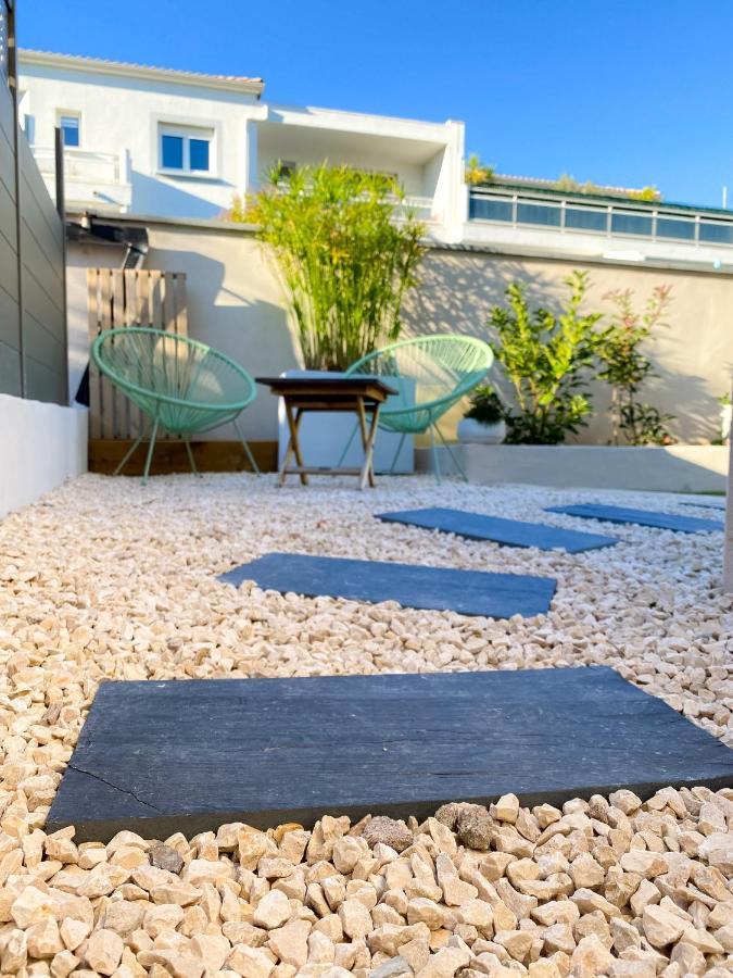 Le20Bis, Superbe, Calme, En Centre Ville Avec Jardin Mauguio Exterior photo