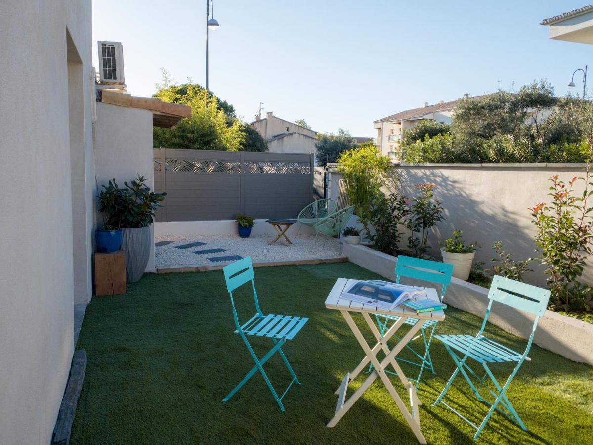 Le20Bis, Superbe, Calme, En Centre Ville Avec Jardin Mauguio Exterior photo