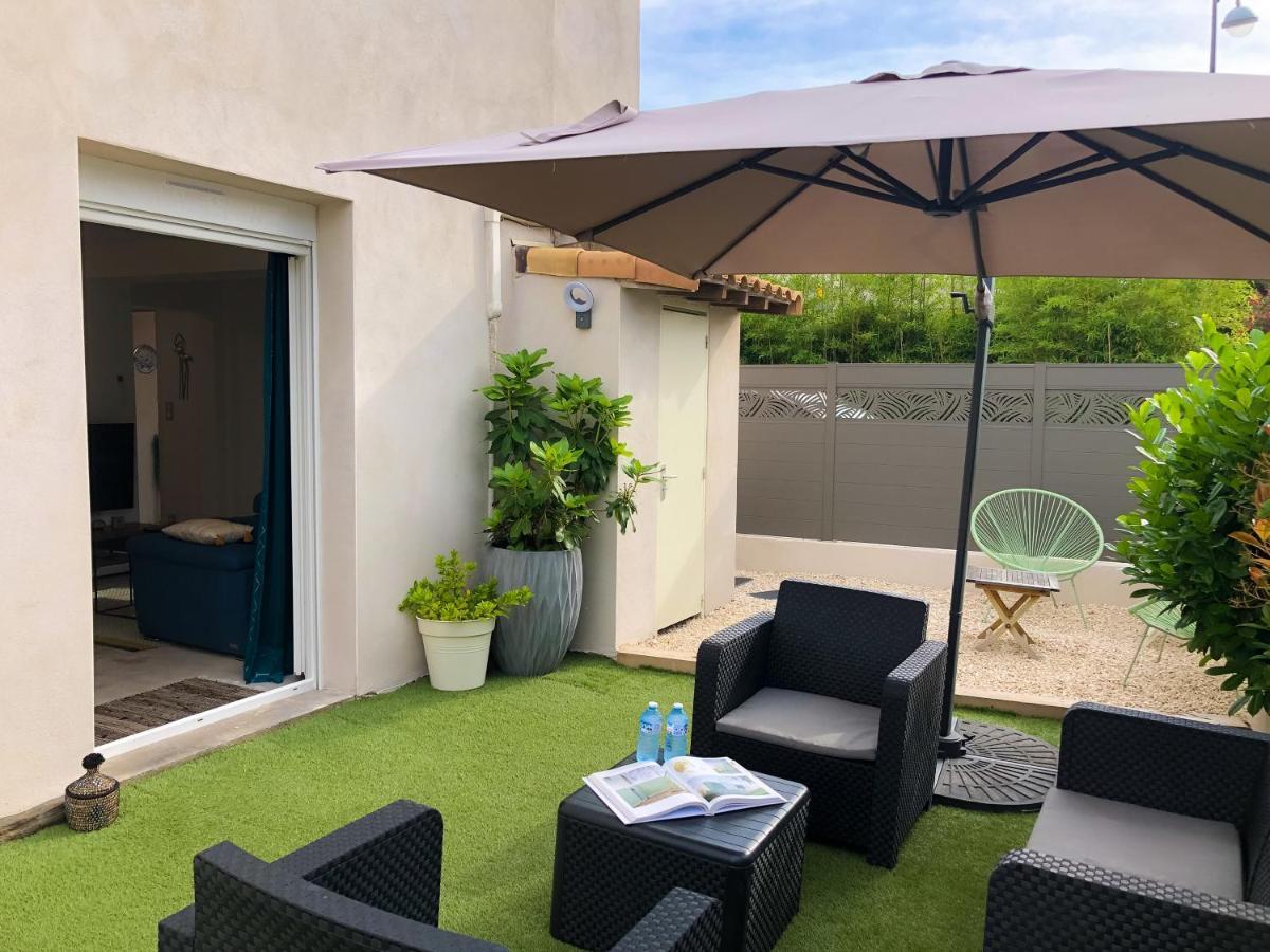 Le20Bis, Superbe, Calme, En Centre Ville Avec Jardin Mauguio Exterior photo